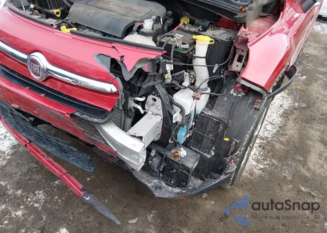 2016 Fiat 500X Easy из США, поврежденный, VIN ZFBCFYBT8GP384888